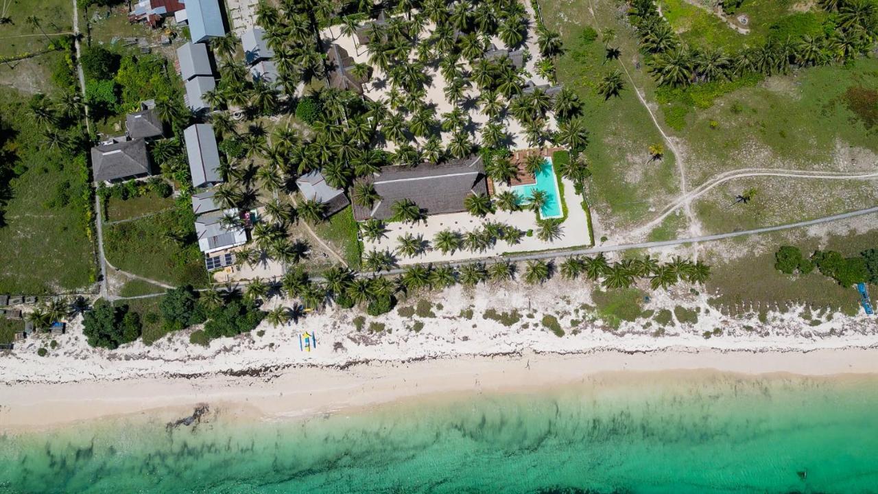 81 Palms Resort Nembrala 外观 照片