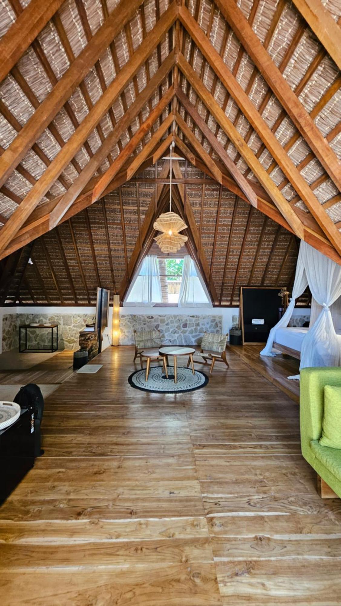 81 Palms Resort Nembrala 外观 照片