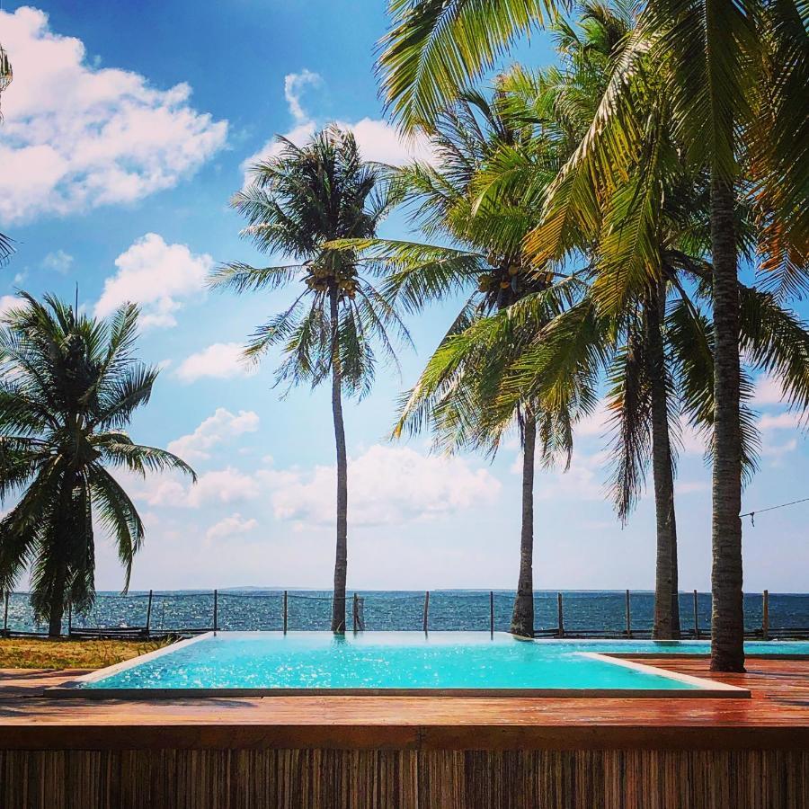 81 Palms Resort Nembrala 外观 照片